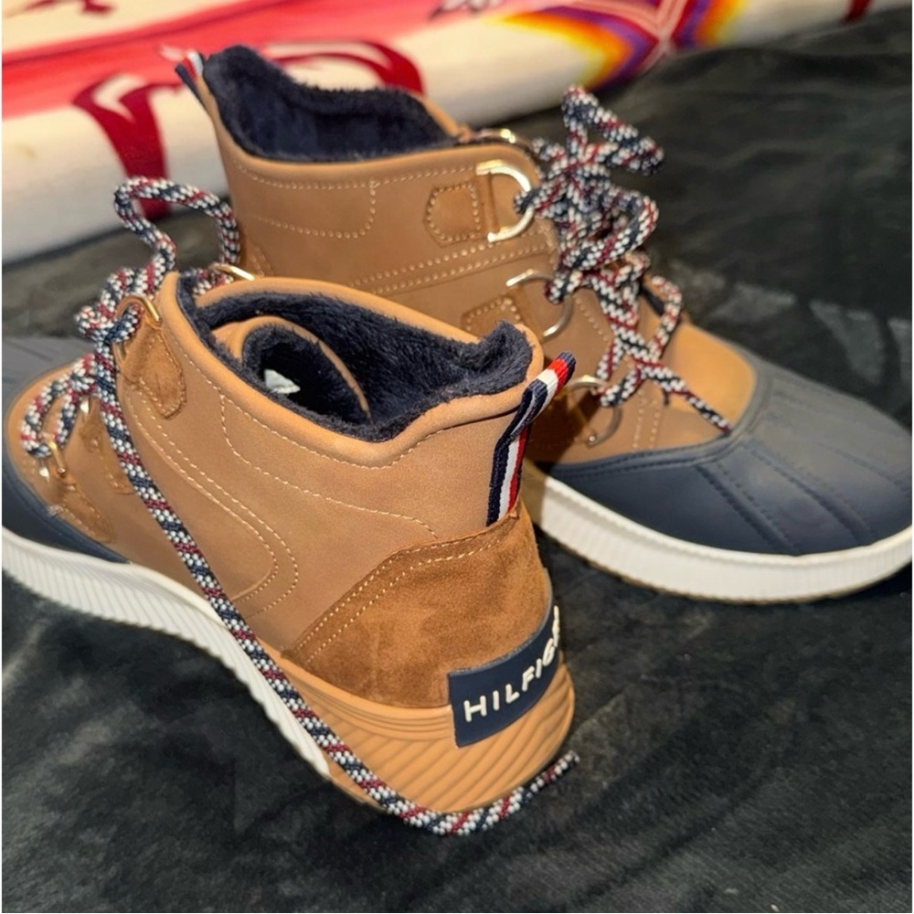 Tommy Hilfiger Tan and Blue Ankle Boots